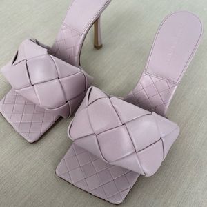 SOLD!! BOTTEGA VENTA LEATHER MULES.